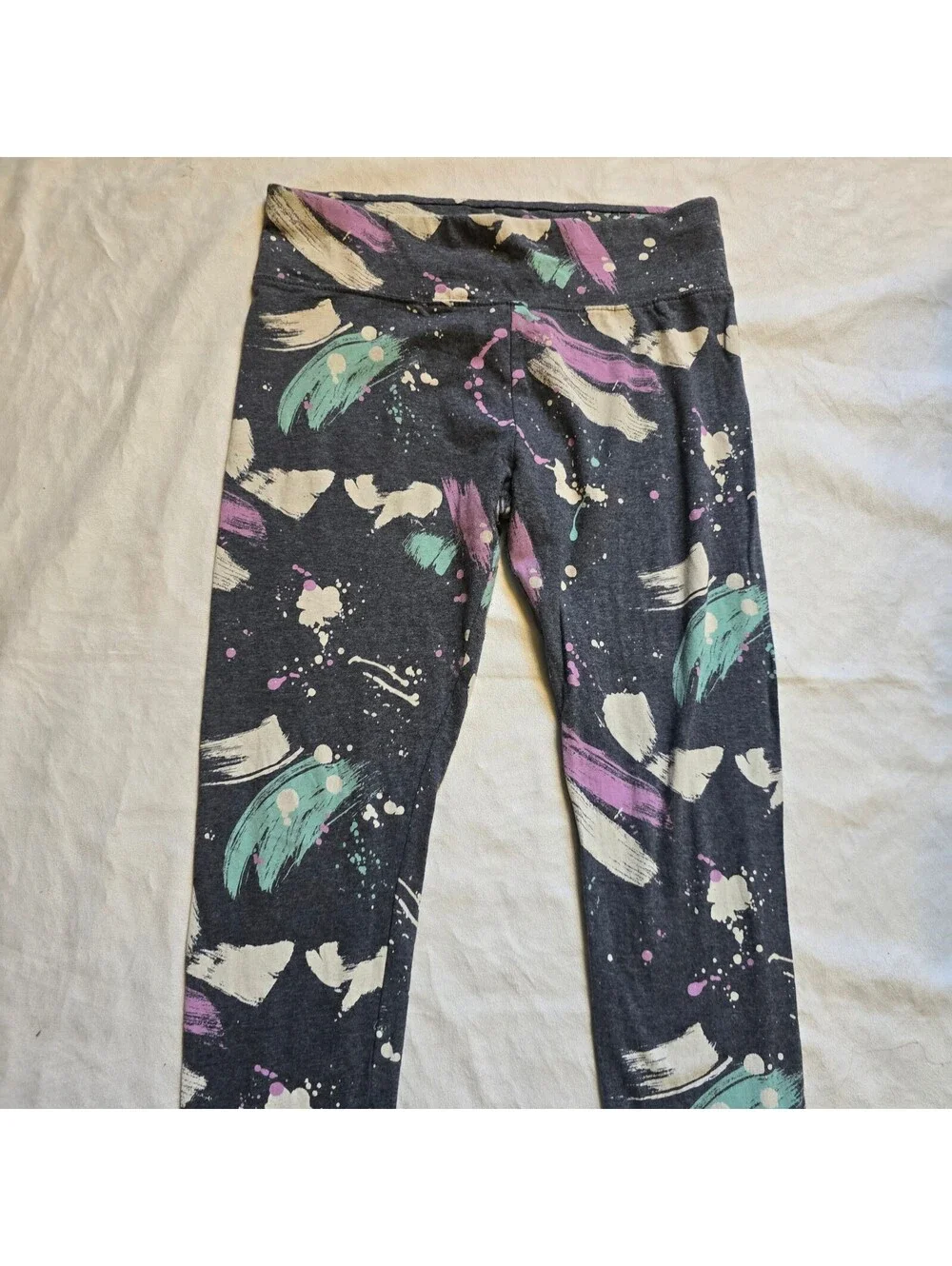 Justice Girls' Leggings Size 14/16 Plus with Abstract Paint Splatter Design
